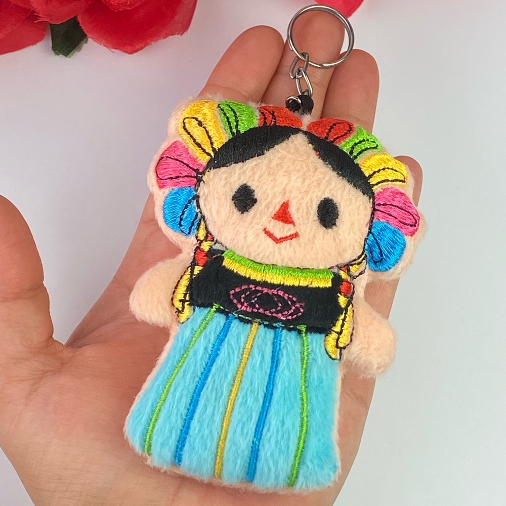 LEE DOLL KEYCHAIN